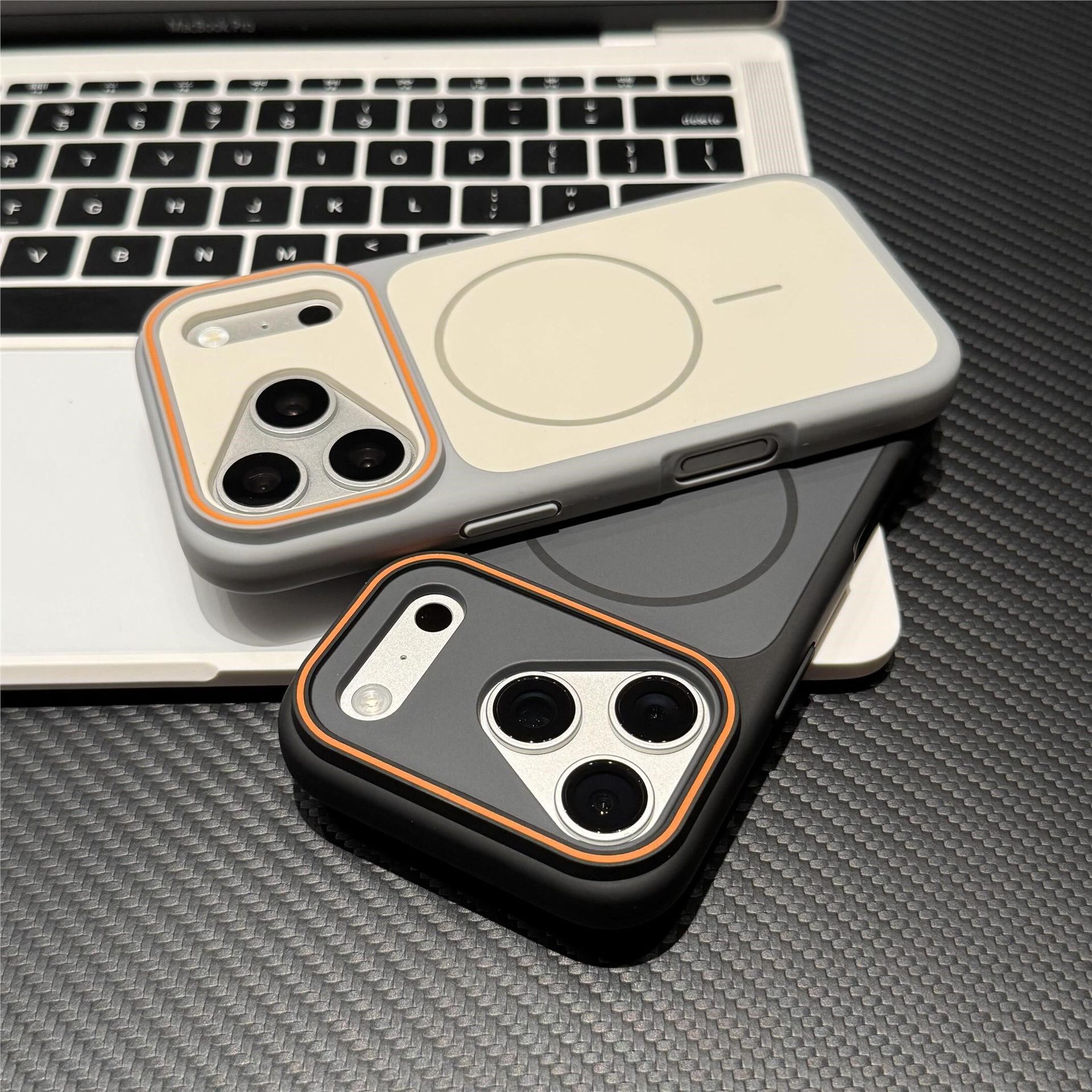 魅影撞色磁吸適用iPhone18PROMAX膚感手機殼蘋果17全包16高級感15