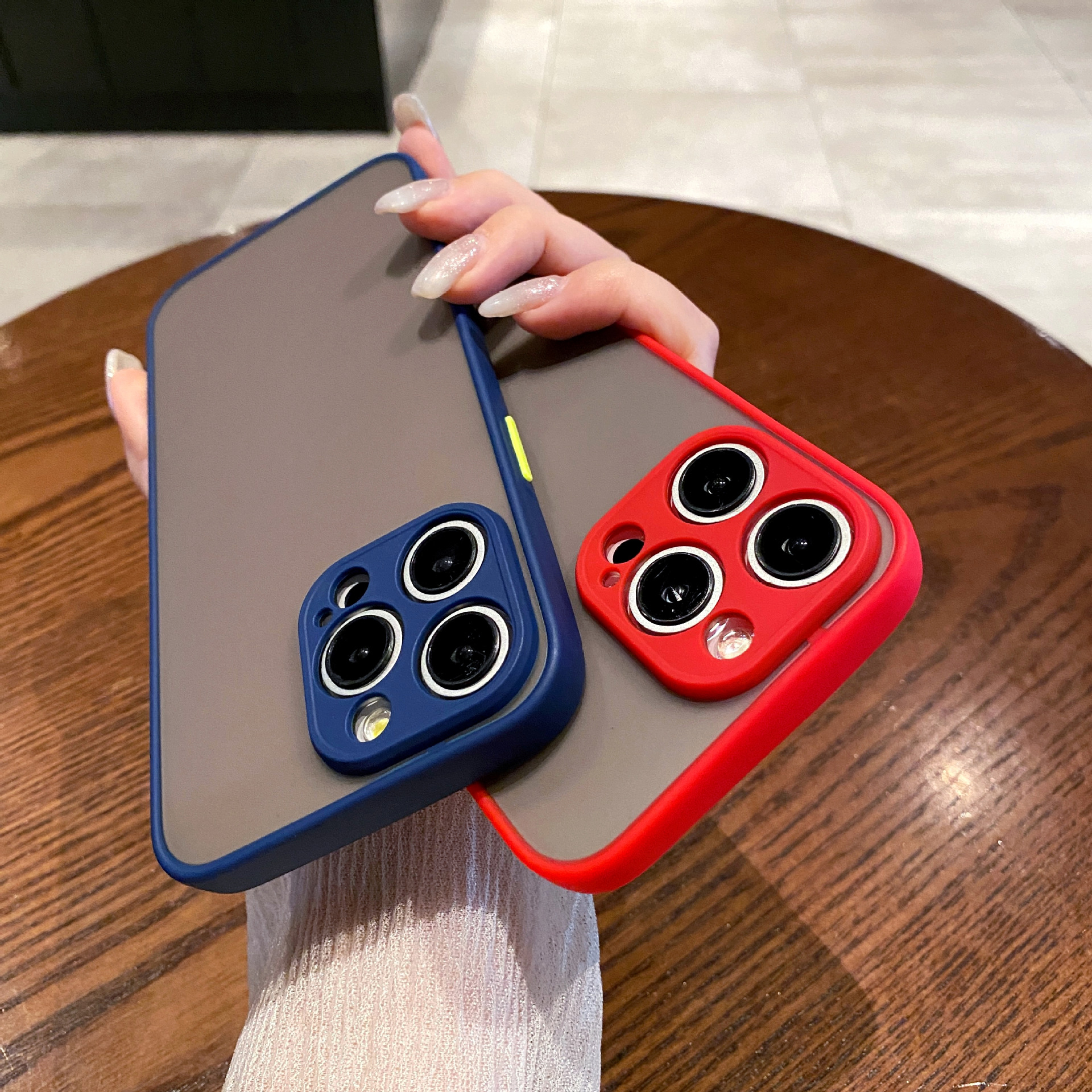 適用16promax手機殼魅影膚感護眼iPhone15蘋果14pro磨砂保護套