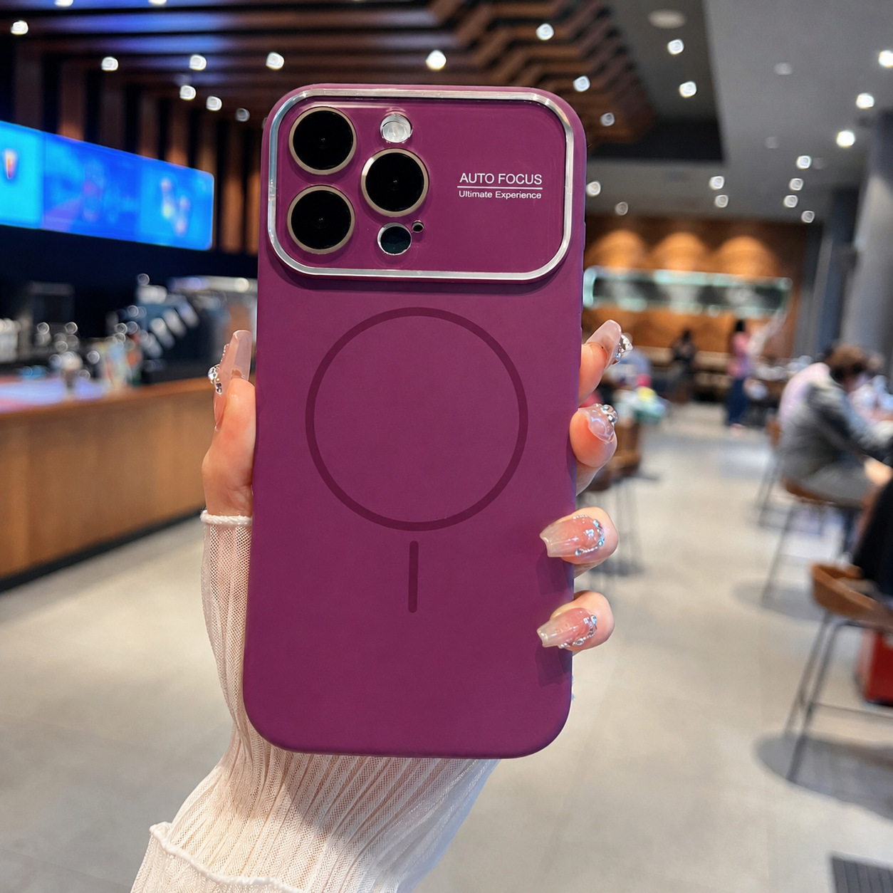 適用蘋果18promax大視窗細圈磁吸手機殼iPhone17液態矽膠保護套13